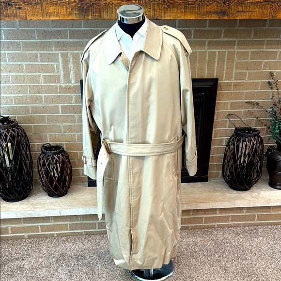 Burberry Other - VINTAGE Burberry mens 48 tan cotton blend classic belted trench overcoat